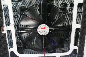 00013 INWIN_DRAGONRIDER_WWW.XTREMEHARDWARE.COM